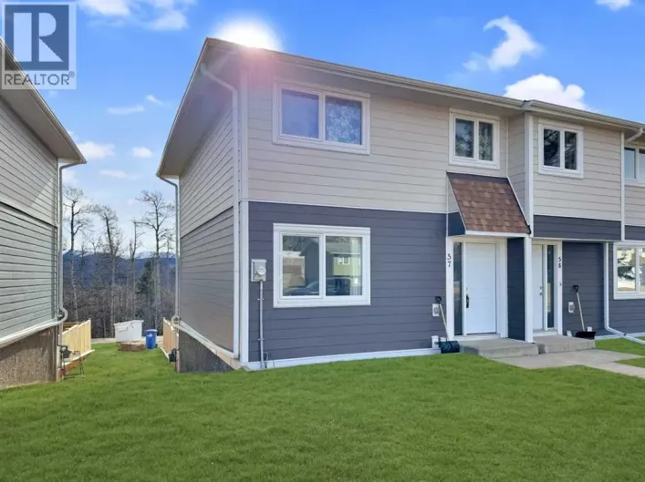 57 97 Avenue, Grande Cache