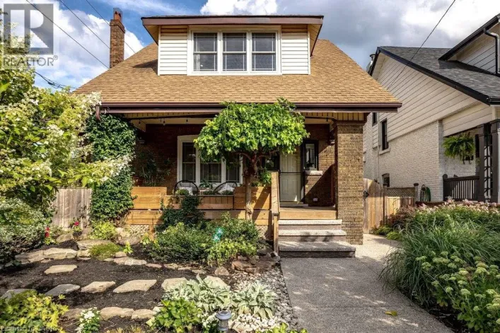 57 BALSAM Avenue S, Hamilton
