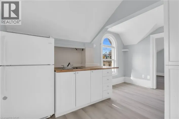 57 BEVERLY Street Unit# 201, Cambridge