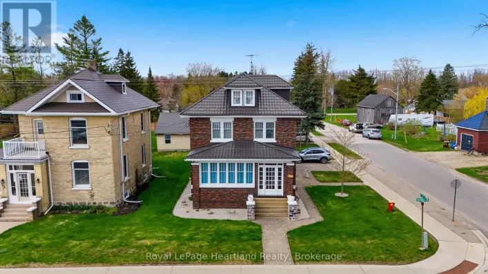 57 ELORA STREET N, Minto
