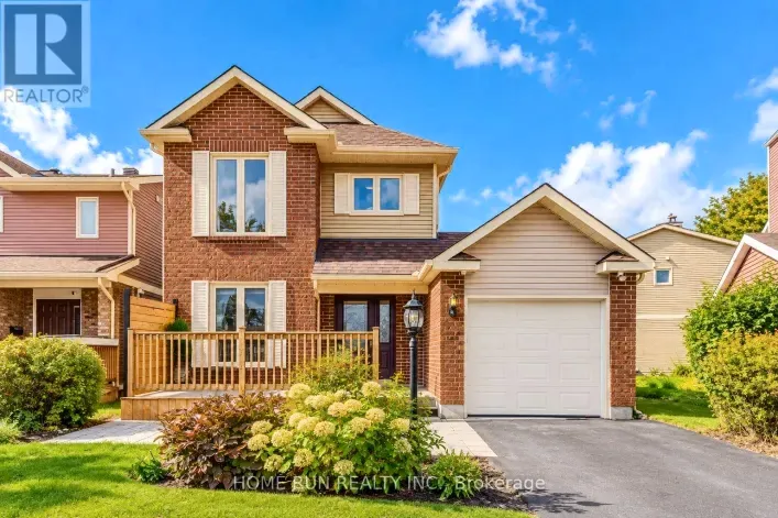 57 FAIR OAKS CRESCENT, Ottawa