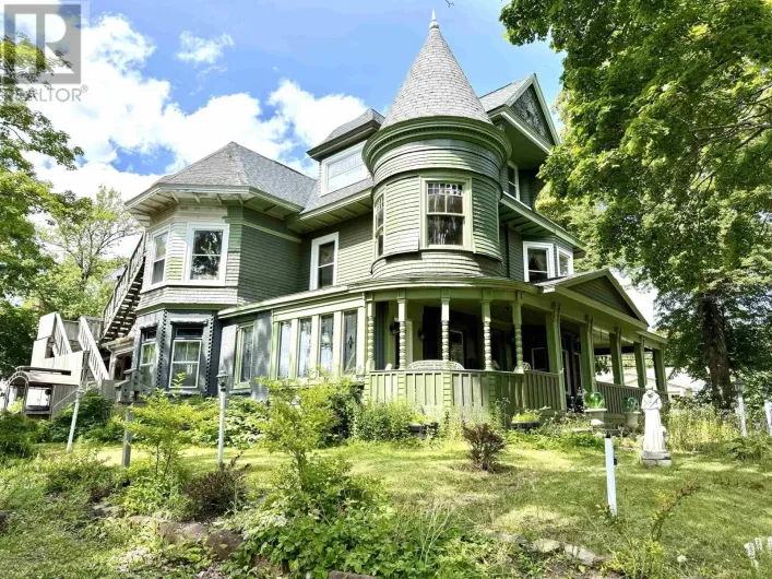 57 Havelock Street, Amherst