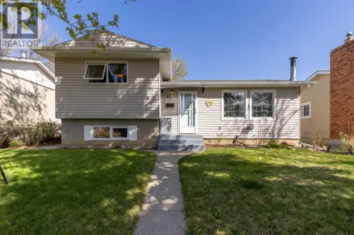 57 Honeysuckle Road N, Lethbridge