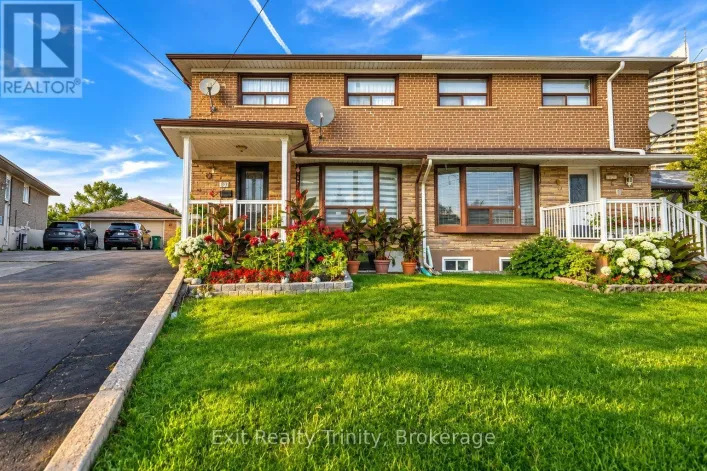 57 LINDYLOU ROAD, Toronto