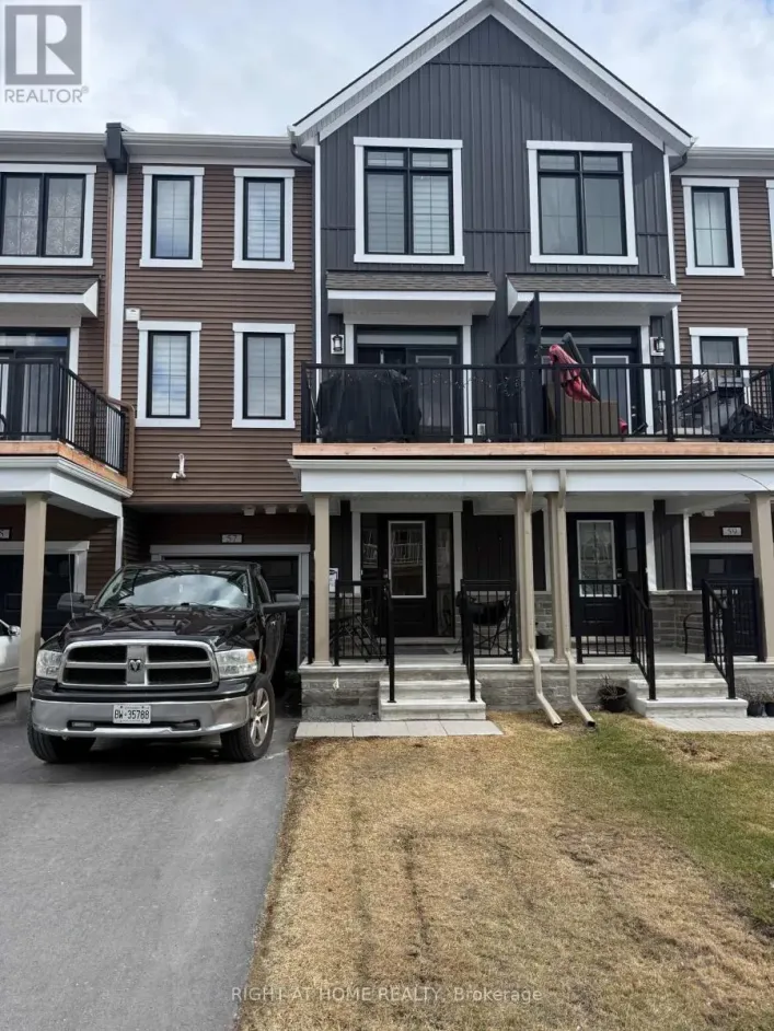 57 PLACETTE STITCH MEWS, Ottawa