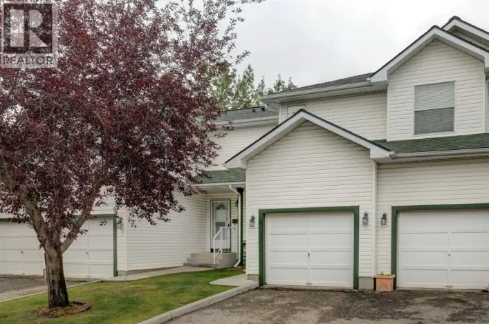 57 SANDPIPER Lane NW, Calgary