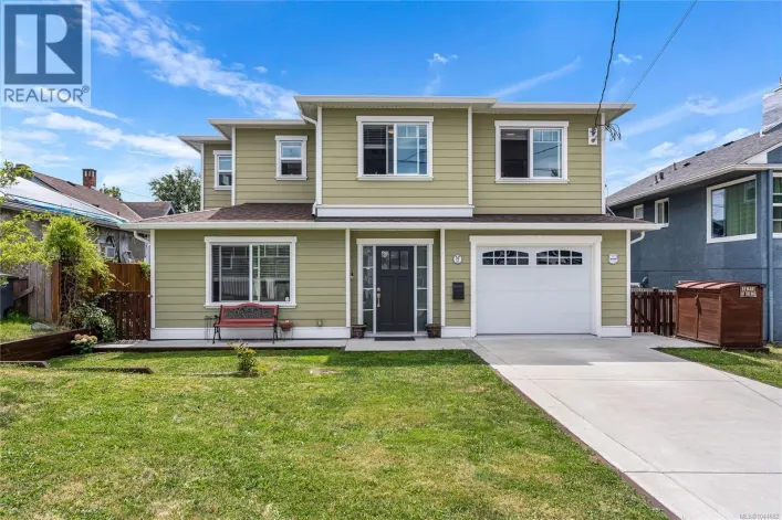 57 Sims Ave, Saanich