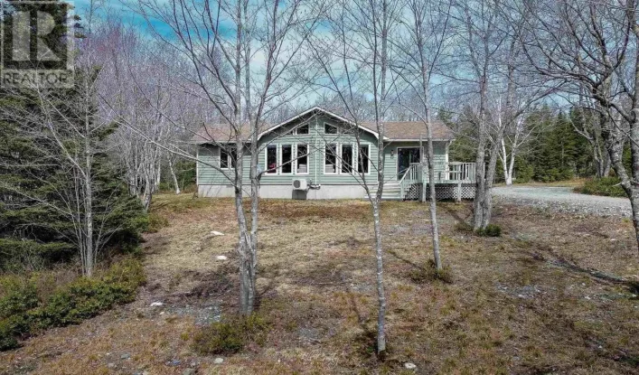 57 Somerset Drive, East Sable River