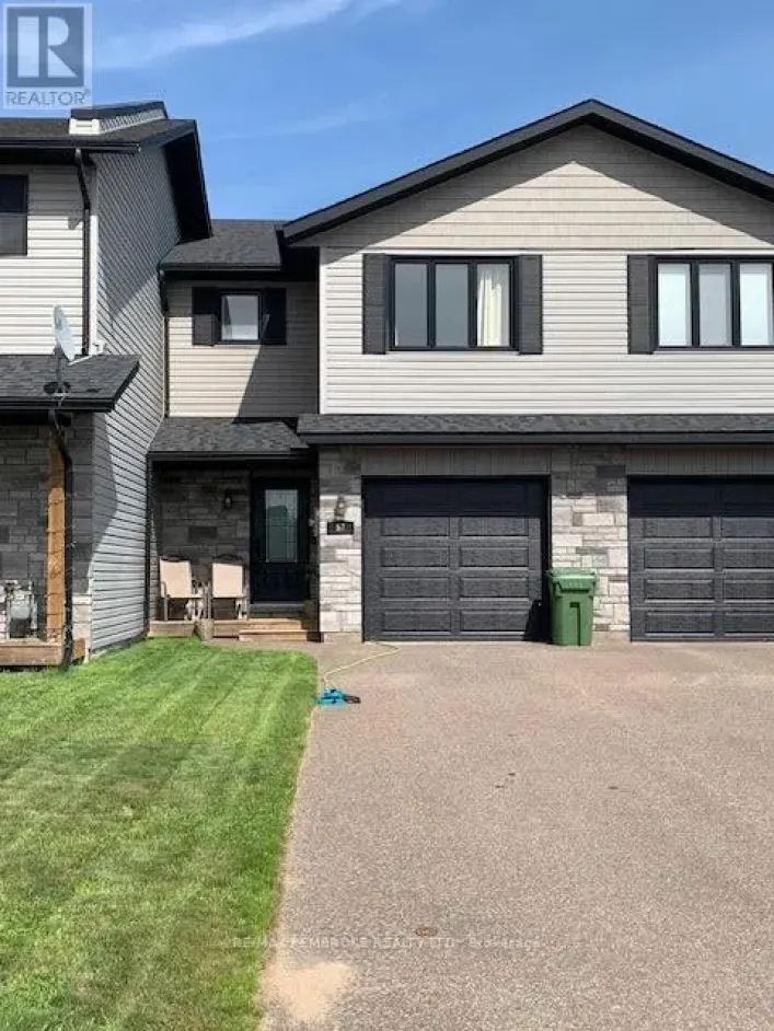 57 WINSTON AVENUE, Petawawa