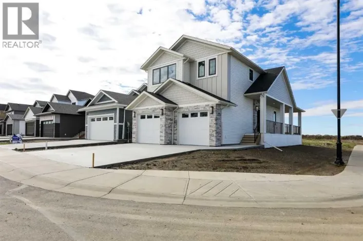570 Malahat Green W, Lethbridge