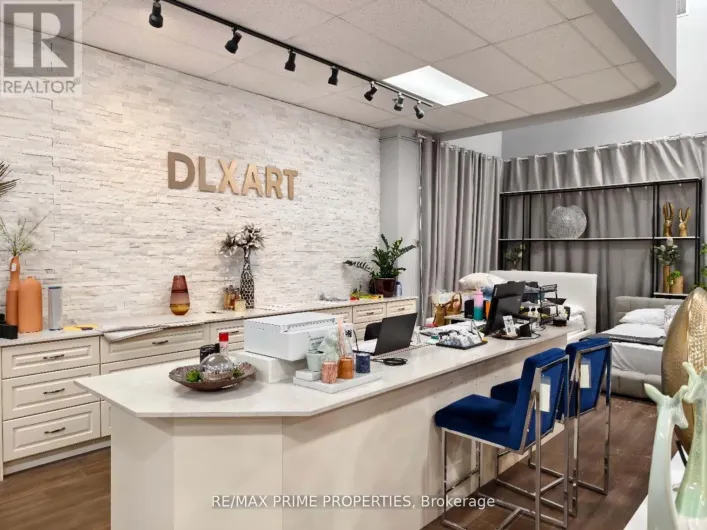 5701 STEELES AVENUE W, Toronto