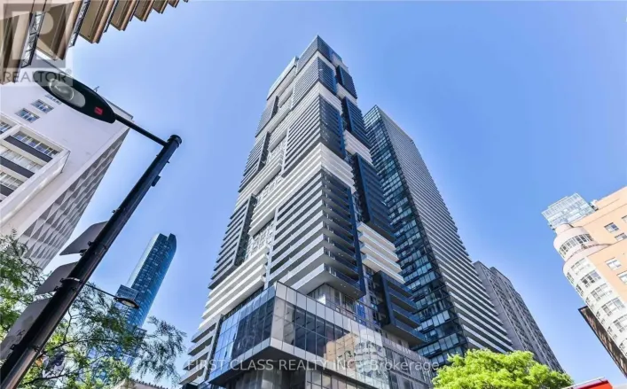 5702 - 7 GRENVILLE STREET, Toronto