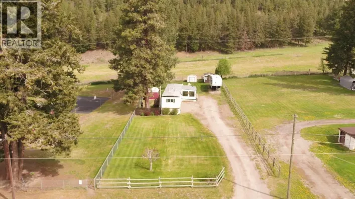 5708 Tuktakamin Road, Falkland