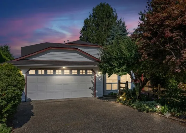5709 STONEHAVEN STREET|Promontory, Chilliwack