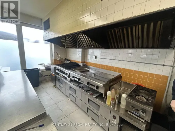 571 VAUGHAN ROAD, Toronto