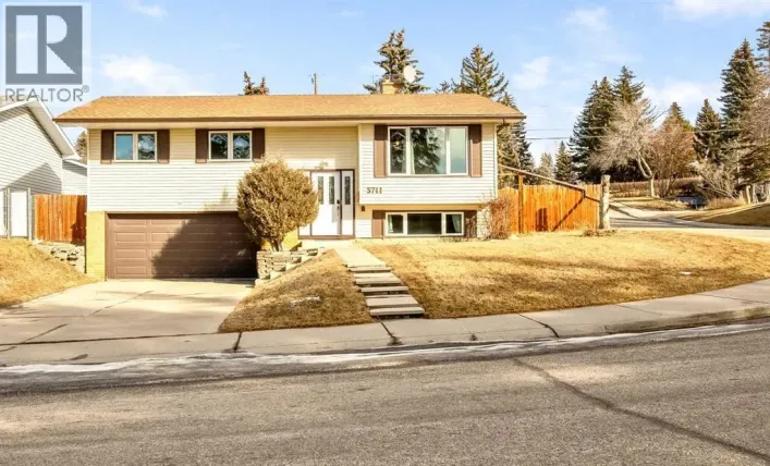 5711 Dalmead Crescent NW, Calgary