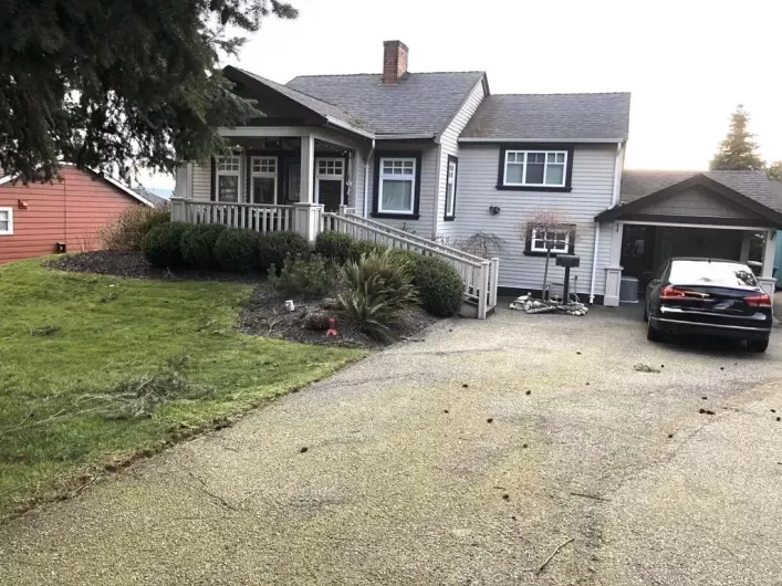 5715 182 STREET, Surrey