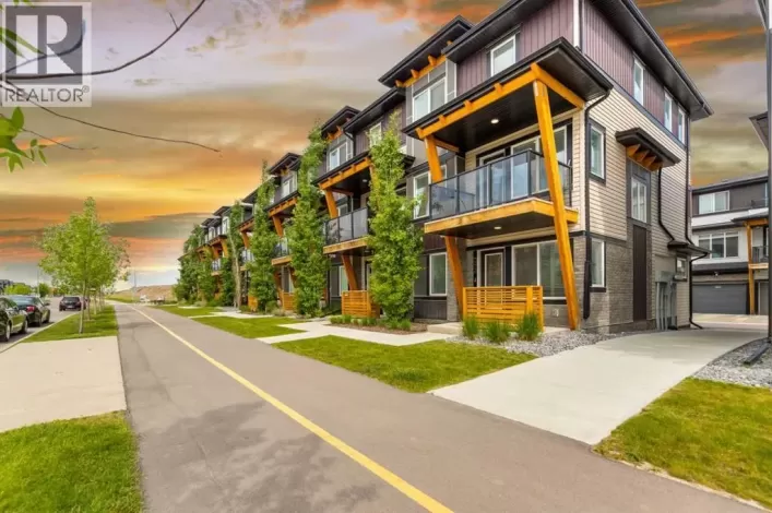 572 Savanna Boulevard NE, Calgary