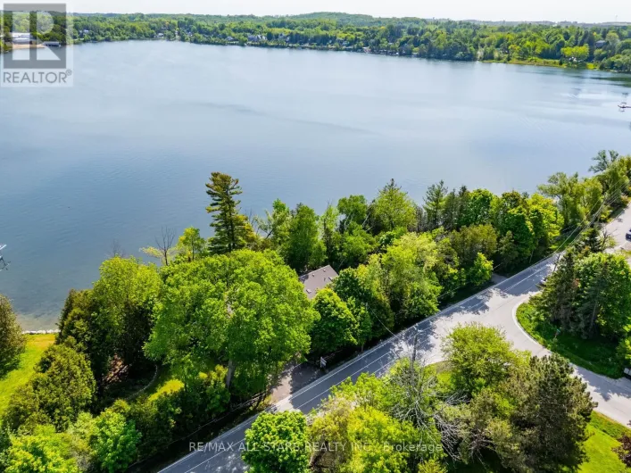 5720 LAKESHORE ROAD, Whitchurch-Stouffville