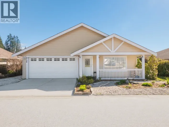 5726 EMILY WAY, Sechelt