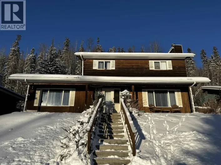 5735 GAIRDNER CRESCENT, Fort Nelson