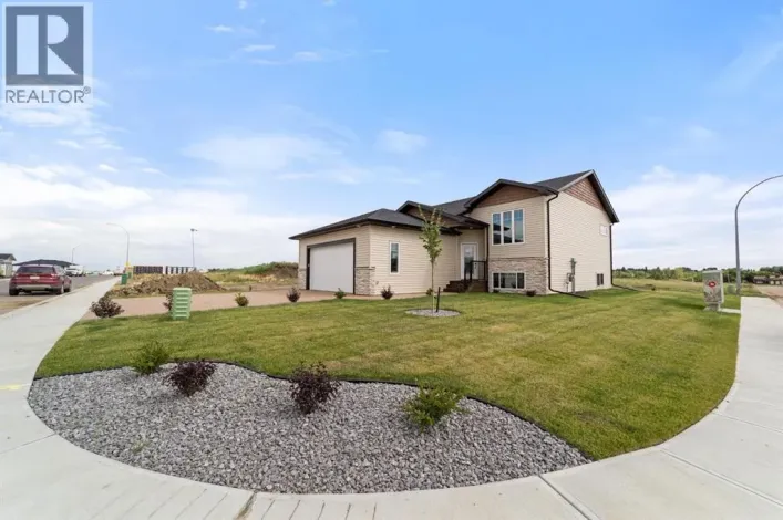 5737 55 Avenue, Camrose