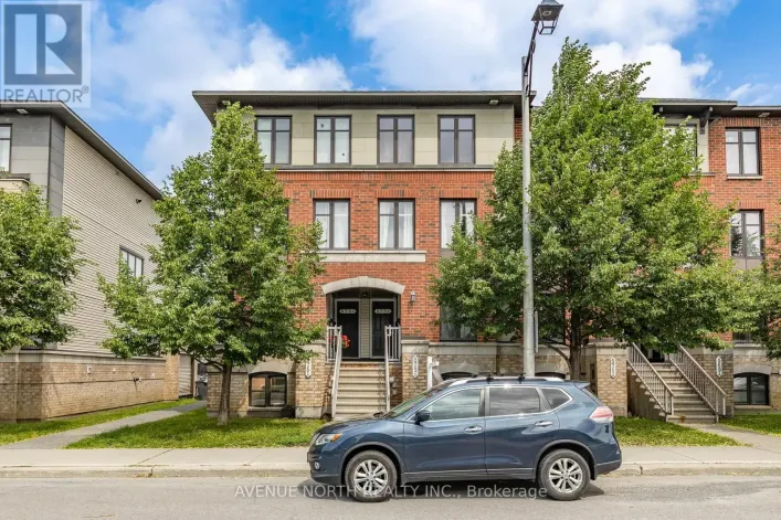 573B CHAPMAN MILLS DRIVE, Ottawa