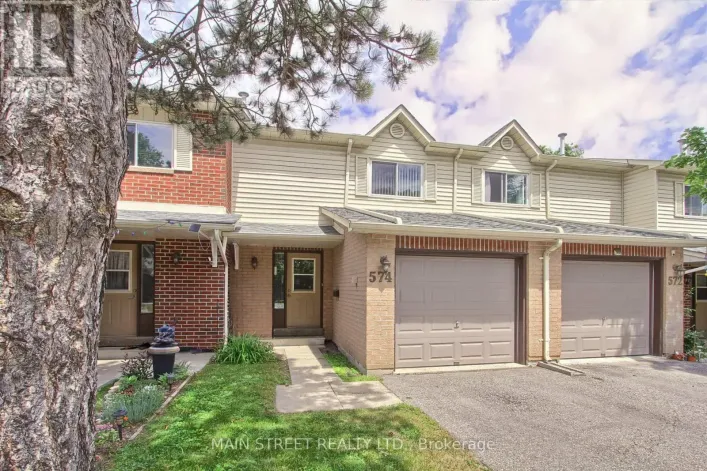 574 JACK GILES CIRCLE, Newmarket