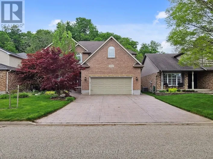 574 SANDBANKS CRESCENT, Waterloo