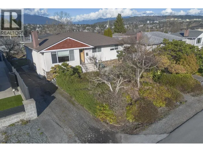 5745 LAUREL STREET, Burnaby