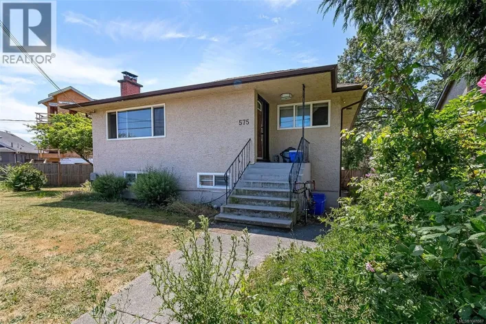 575 Burnside Rd E, Victoria