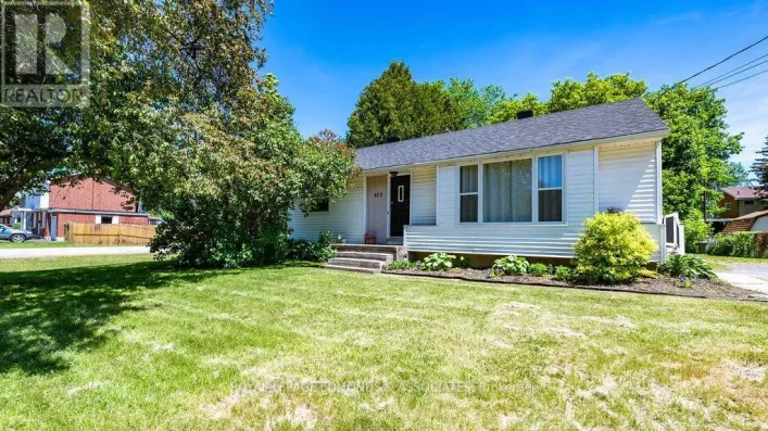 575 ELIZABETH STREET, Pembroke