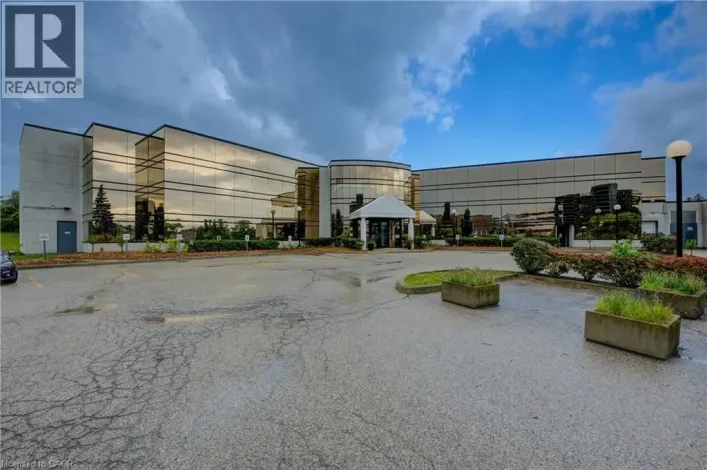 575 RIVERBEND Drive Unit# 1B, Kitchener