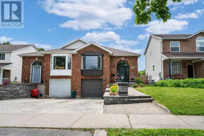 576 BARNSLEY CRESCENT, Kingston
