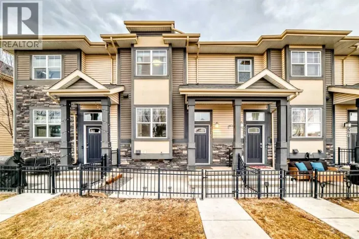 576 Mckenzie Towne Drive SE, Calgary