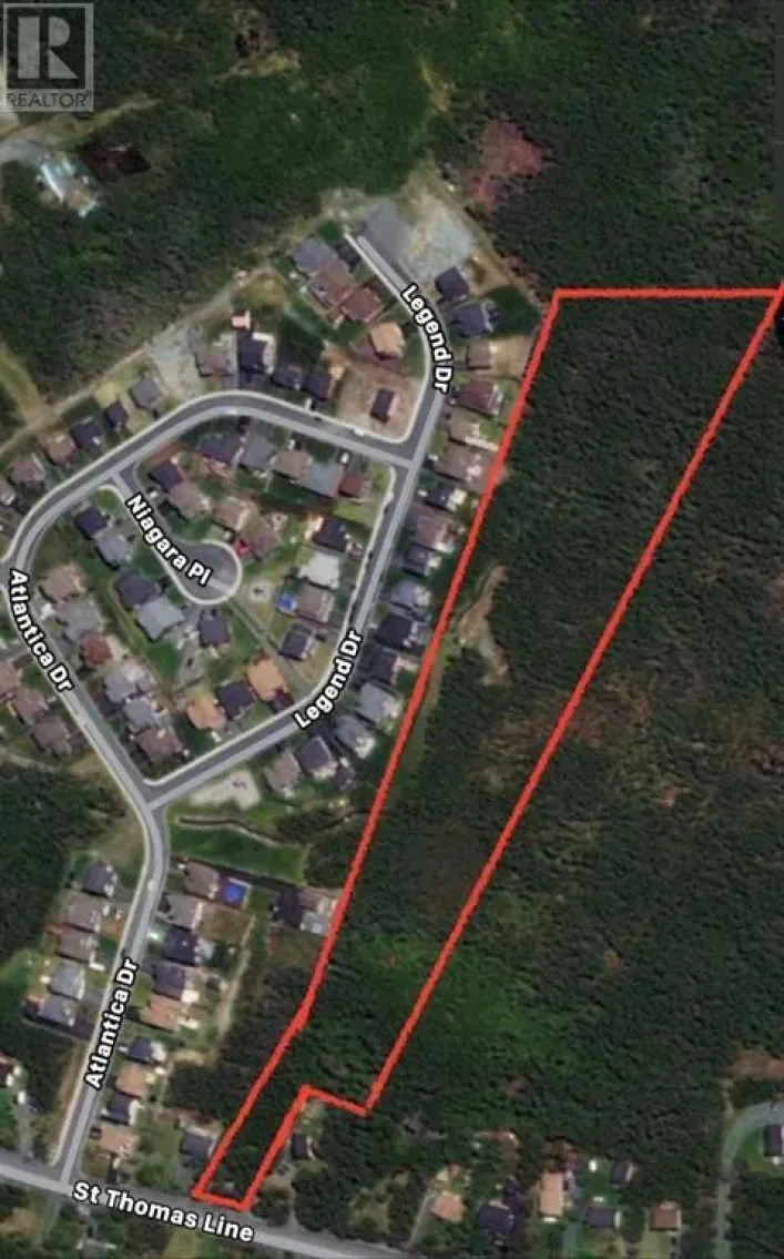 576 St Thomas Line, Paradise