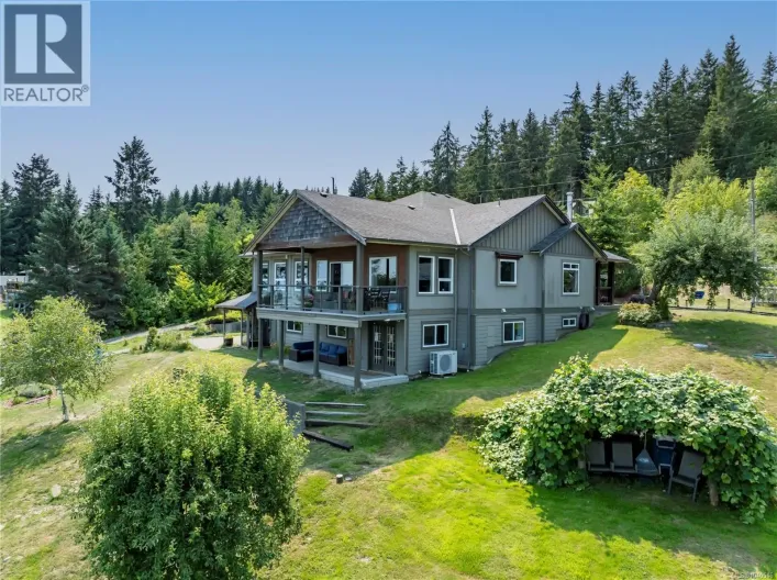 5763 Island Hwy S, Union Bay