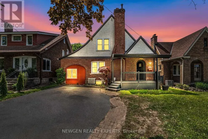 5765 DORCHESTER ROAD, Niagara Falls