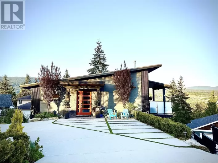 5769 GENNI'S WAY, Sechelt