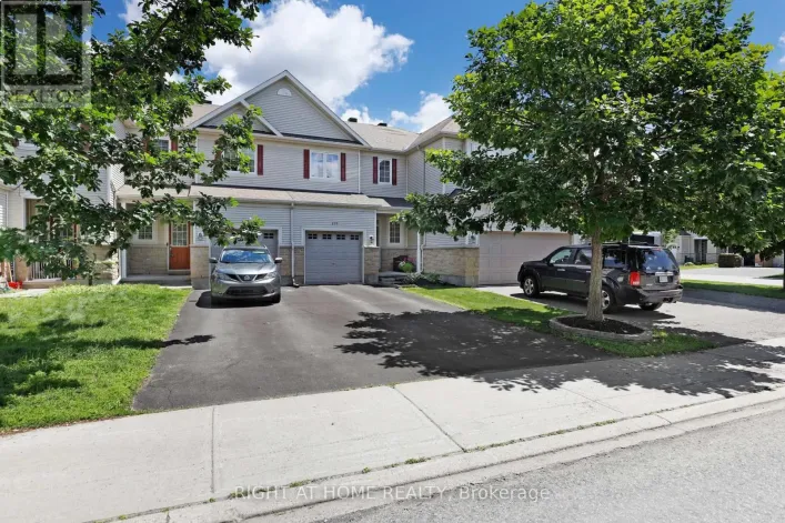 577 ASHBOURNE CRESCENT, Ottawa