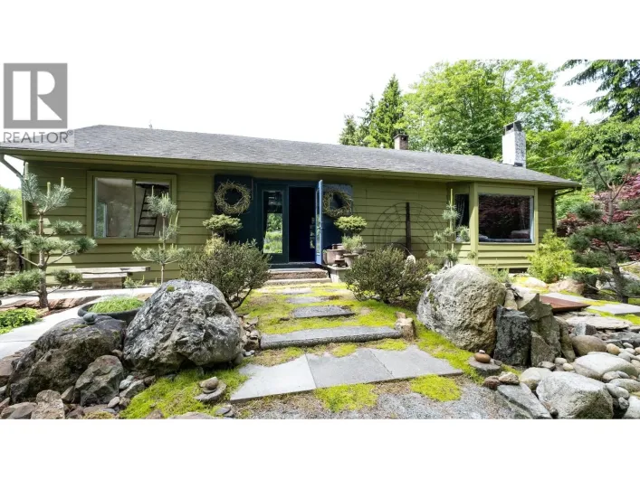 577 PRATT ROAD, Gibsons
