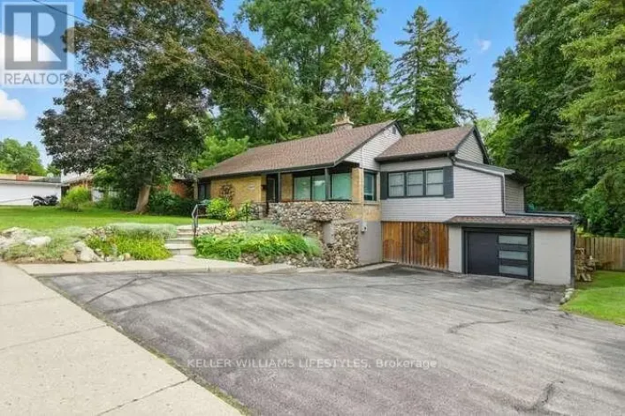 577 WONDERLAND ROAD N, London North