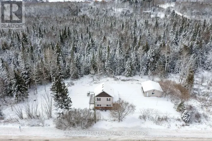 5770 TRAFALGAR ROAD, Erin