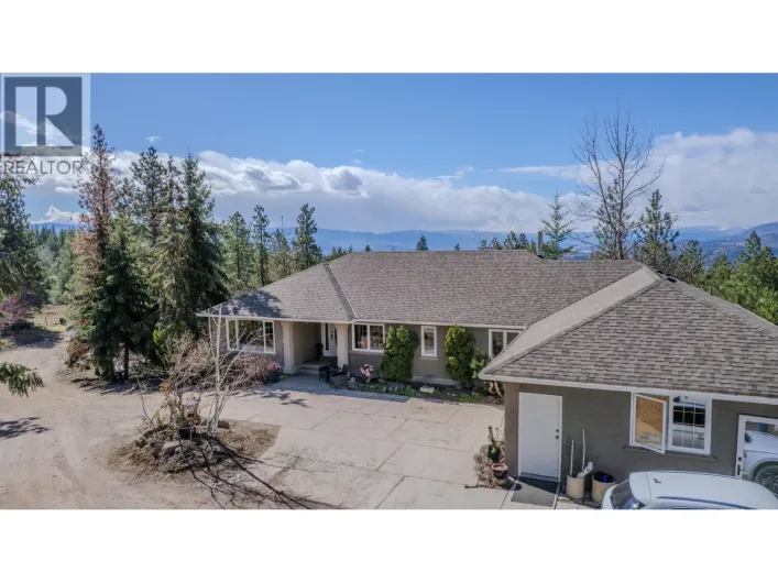 5775 Deadpine Drive, Kelowna