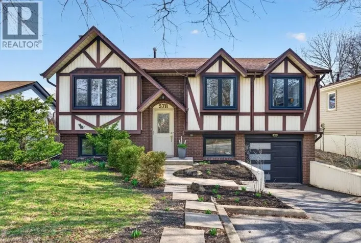 578 HOLLY HILL Crescent, Burlington