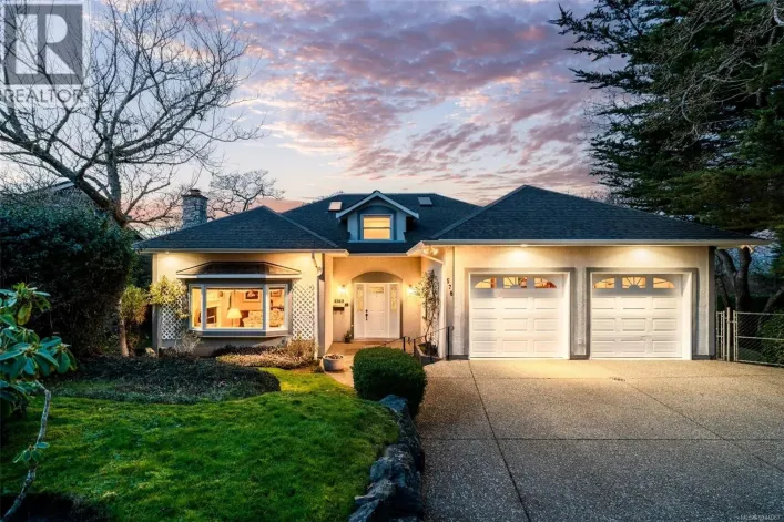 578 Island Rd, Oak Bay