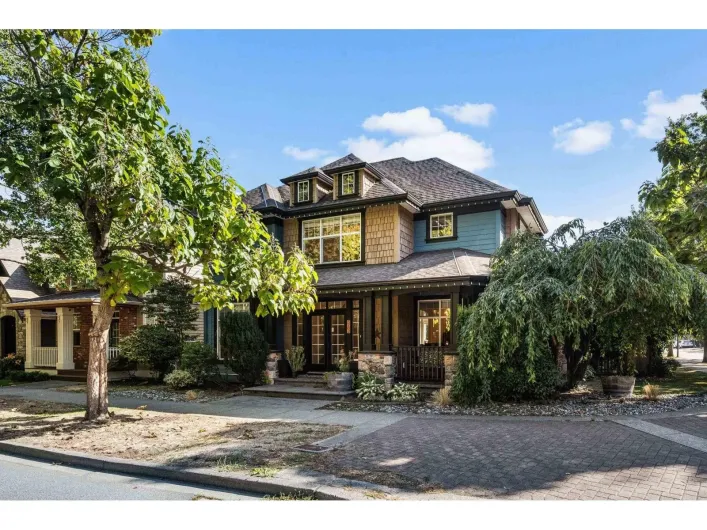5782 GARRISON BOULEVARD|Garrison Crossing, Chilliwack