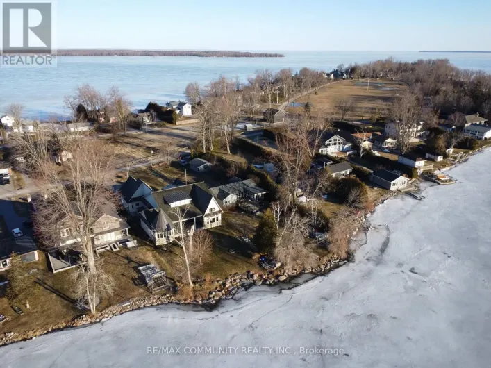 579 DUCLOS POINT ROAD, Georgina