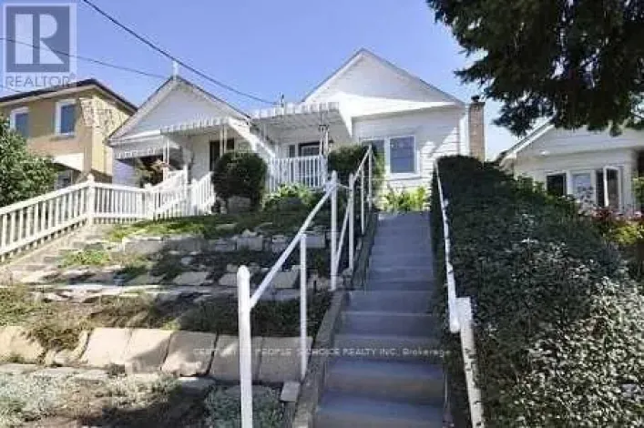 579 NORTHCLIFFE BOULEVARD E, Toronto