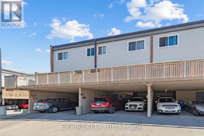 58 - 158 MILESTONE CRESCENT, Aurora
